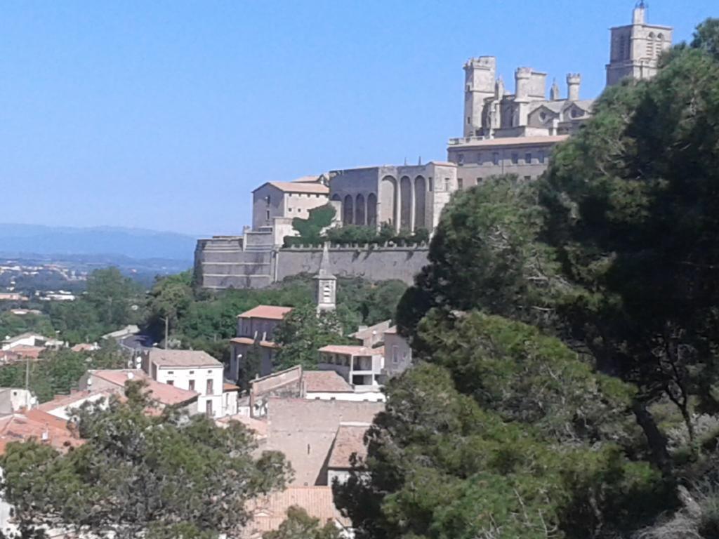 Venez Rever Beziers Centre Et Gare Il Y A Plus Cher Mais C Est Moins Bien エクステリア 写真