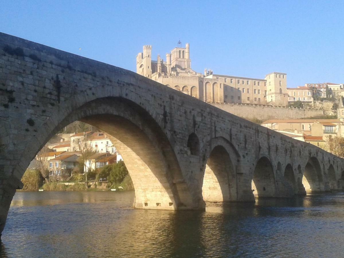 Venez Rever Beziers Centre Et Gare Il Y A Plus Cher Mais C Est Moins Bien エクステリア 写真